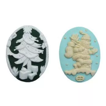 Набор камей "Дед Мороз и новогодняя ель", 2 шт (ScrapBerry's) Набор камей "Дед Мороз и новогодняя ель", 2 шт (ScrapBerry's)