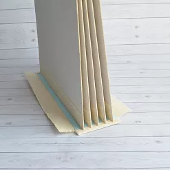 Переплет на 6 разворотов, с листами 20х30, цвет голубой, шаг 0,7 см 