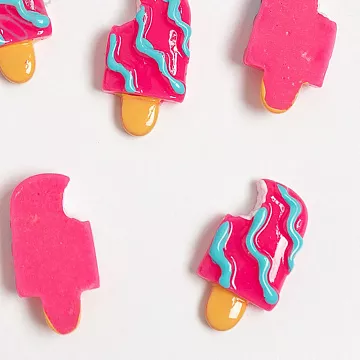 Акриловое украшение "Мороженое на палочке. Фуксия в полоску", 1,2х2,3 см, 1 шт