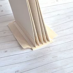 Переплет на 6 разворотов, с листами 15х15, цвет белый, шаг 0,7 см