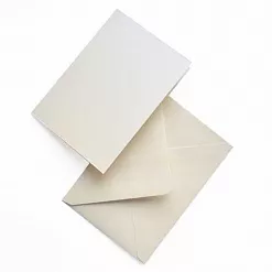 Заготовка для открытки с конвертом А6 "Перламутровая светло-кремовая" (DoCrafts)
