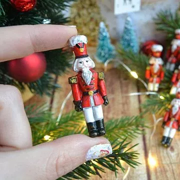 Миниатюра "Щелкунчик средний", 5,7х2 см, 1 шт (Югарт)