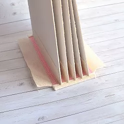 Переплет на 6 разворотов, с листами 15х15, цвет розовый, шаг 0,7 см