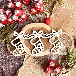 Чипборд "Гирлянда. Рождественские носочки", 7,3х3,5 см (WoodHome)