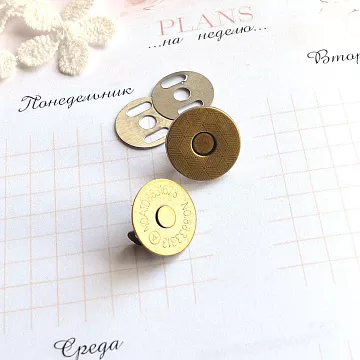 Набор магнитных застежек, диаметр 1,8 см, цвет бронза, 10 шт (Pty) Набор магнитных застежек, диаметр 1,8 см, цвет бронза, 10 шт (Pty)