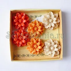 Набор украшений "Георгины", оранжевые (Kodomo no kao) Набор украшений "Георгины", оранжевые (Kodomo no kao)