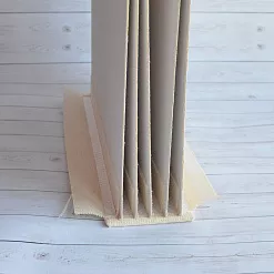 Переплет на 6 разворотов, с листами 20х25, цвет жемчуг, шаг 0,7 см