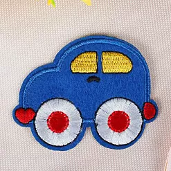 Термонаклейка с вышивкой "Машинка", цвет синий