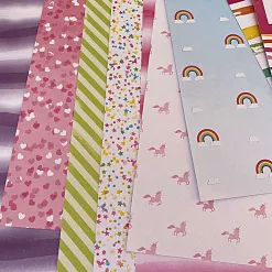 Набор бумаги 30х30 см "Unicorns&Rainbows 1/2", 18 листов (DCWV)