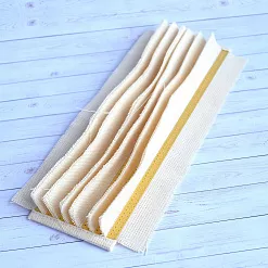 Переплет на 7 разворотов, цвет золотой, длина 25 см, шаг 0,7 см