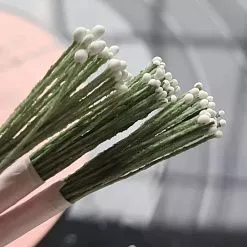 Тычинки "Мини. Белые на темно-зеленой нити", 25 шт (AgiArt)