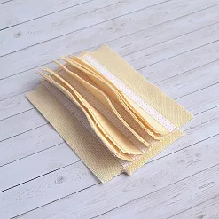 Переплет на 6 разворотов, цвет белый, длина 15 см, шаг 0,7 см Переплет на 6 разворотов, цвет белый, длина 15 см, шаг 0,7 см