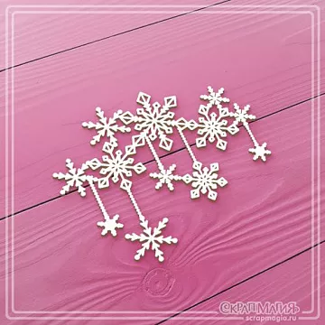 Чипборд "Гирлянда из снежинок", 7,1x5,8 см (СкрапМагия)