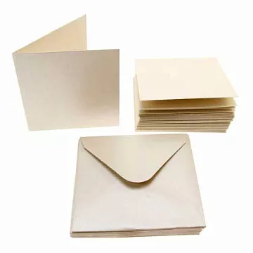 Набор заготовок для открыток 13,5х13,5 см "Белые перламутровые" с конвертами (DoCrafts)