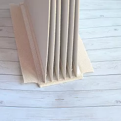 Переплет на 7 разворотов, с листами 20х30, цвет белый, шаг 0,7 см