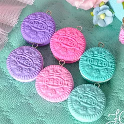 Миниатюра "Подвеска печенье Oreo. Фиолетовая", 1 шт (Югарт, 74 Миниатюра "Подвеска печенье Oreo. Фиолетовая", 1 шт (Югарт, 74