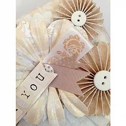 Набор бумаги 20х20 см "Oyster Blush. Румянец", 32 листа (DoCrafts) Набор бумаги 20х20 см "Oyster Blush. Румянец", 32 листа (DoCrafts)