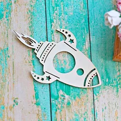 Украшение из чипборда "Летящая ракета" (ScrapКрым)