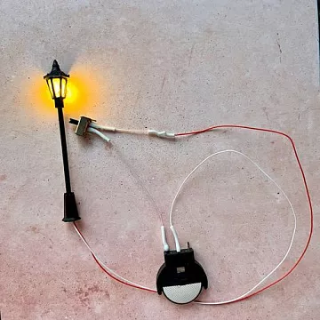 Подсветка "Уличный фонарь черный. мини", модуль с 1 белым светодиодом, сменная батарейка (ScrapIllumination)