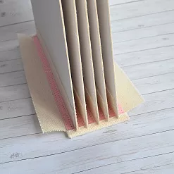 Переплет на 6 разворотов, с листами 20х25, цвет розовый, шаг 0,7 см