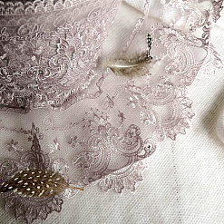 Кружево со стразами "Blumarine. Сиреневое", ширина 13,5 см, длина 1 м (Pty Турция)